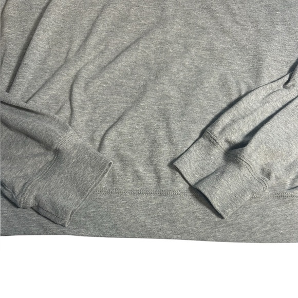 Nike Grey Crewneck Sweatshirt Women’s Medium Cropped - Picture 2 of 8